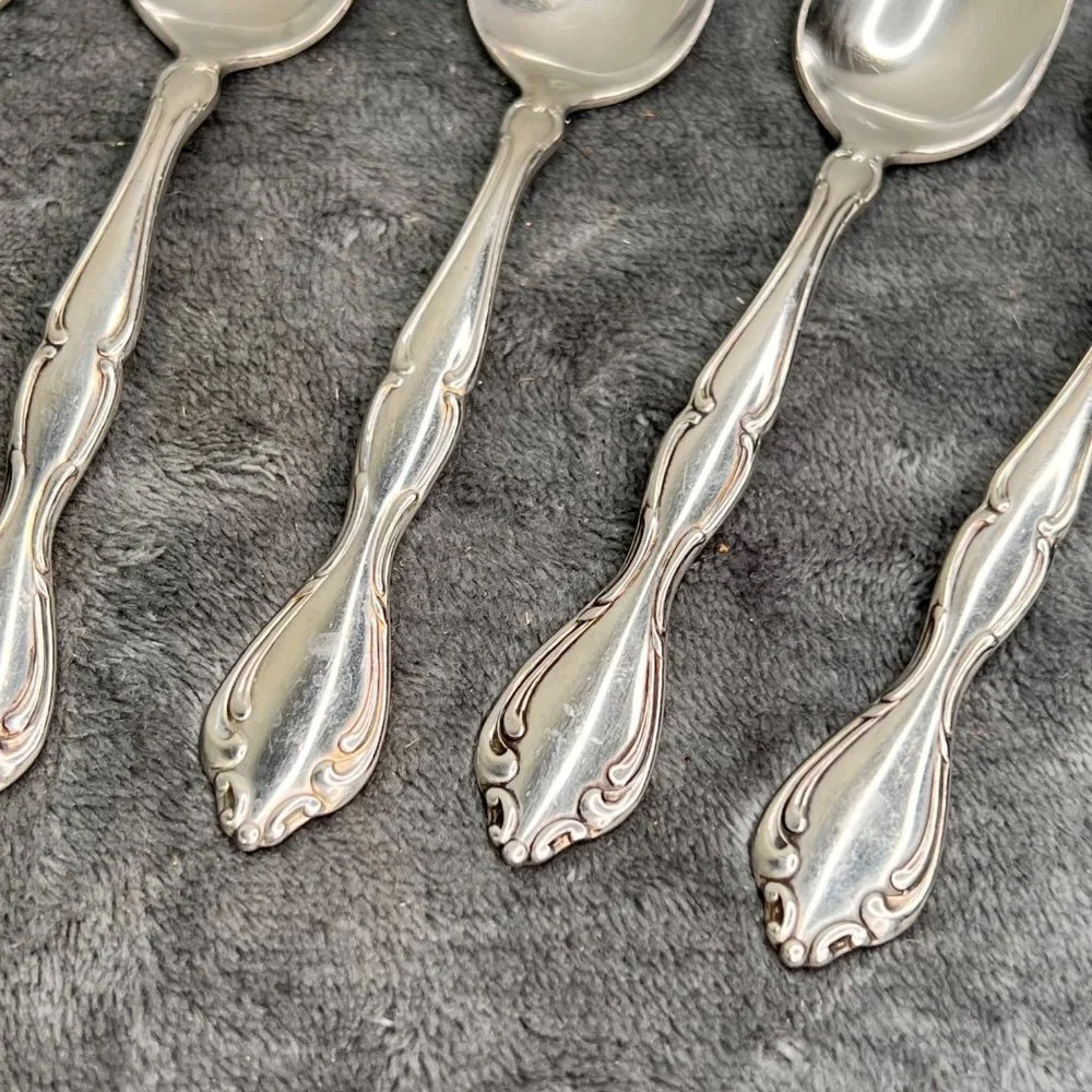 Oneida Community Cantata Stainless Flatware Lot Teaspoons Forks Soup Knife 32 pc